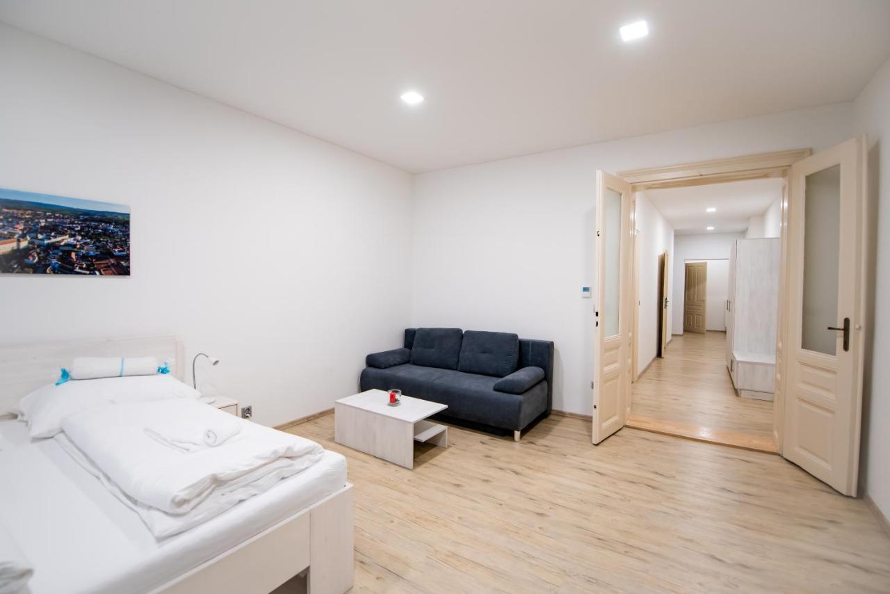 Apartmany Velke Namesti Kroměříž Eksteriør bilde